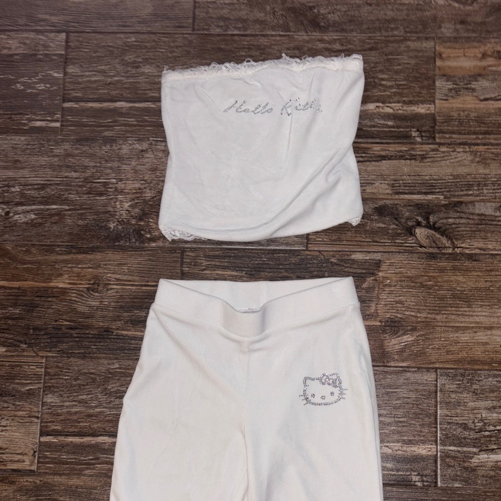 Hello Kitty White Flare Leg Pants & Lace Trim Tank Top